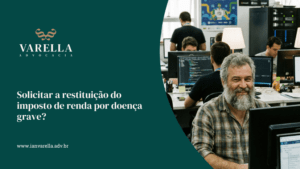 imagem de um trabalhador em uma empresa e um computador